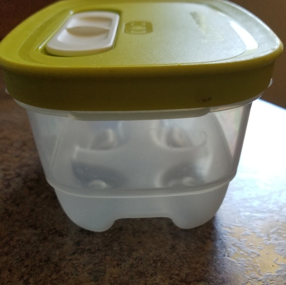 Tupperware FridgeSmart Small - Picture 10 of 11